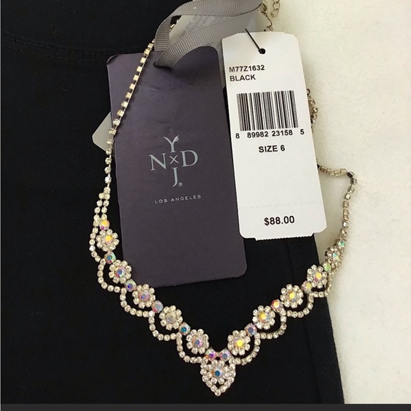 NYDJ Ariel Cropped Premium Lift Tuck Jeans Size 6 - Picture 11 of 12